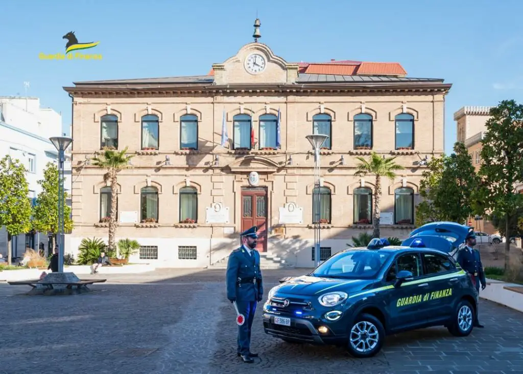  ‣ adn24 ancona | operazione "metal castle" smaschera frode fiscale e traffico illecito di rifiuti: 70 imprese coinvolte