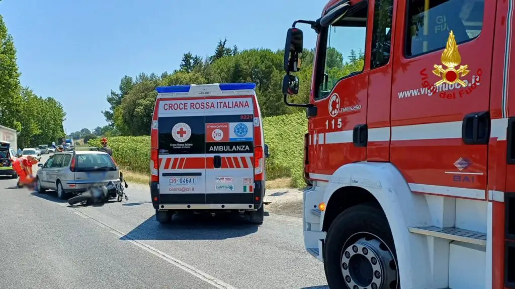  ‣ adn24 ancona | incidenti stradali a san biagio e castelfidardo: necessario l'intervento dei vigili del fuoco