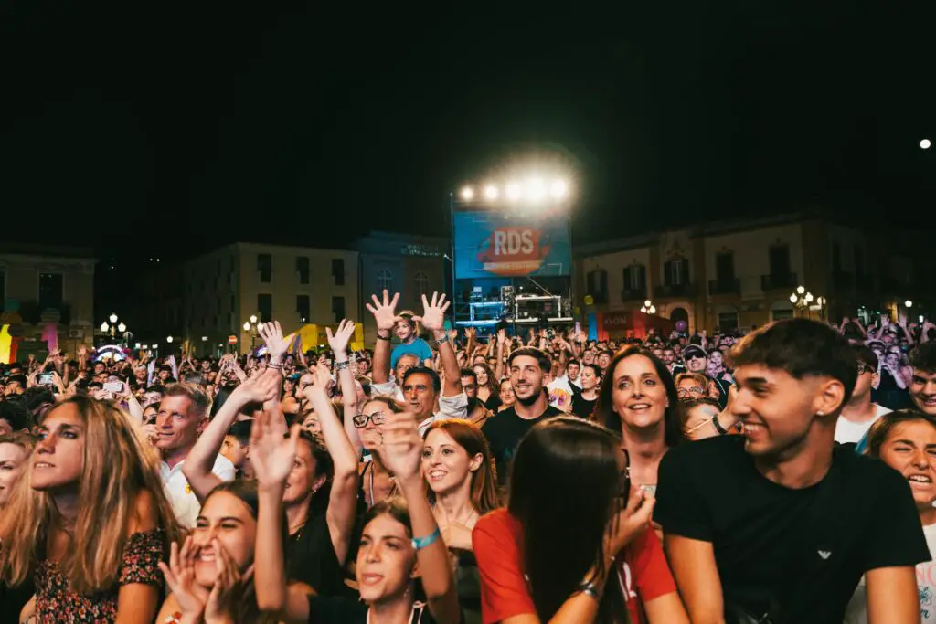  ‣ adn24 palmi | grande successo per la prima tappa dell' rds summer festival, questa sera la seconda data | foto e video