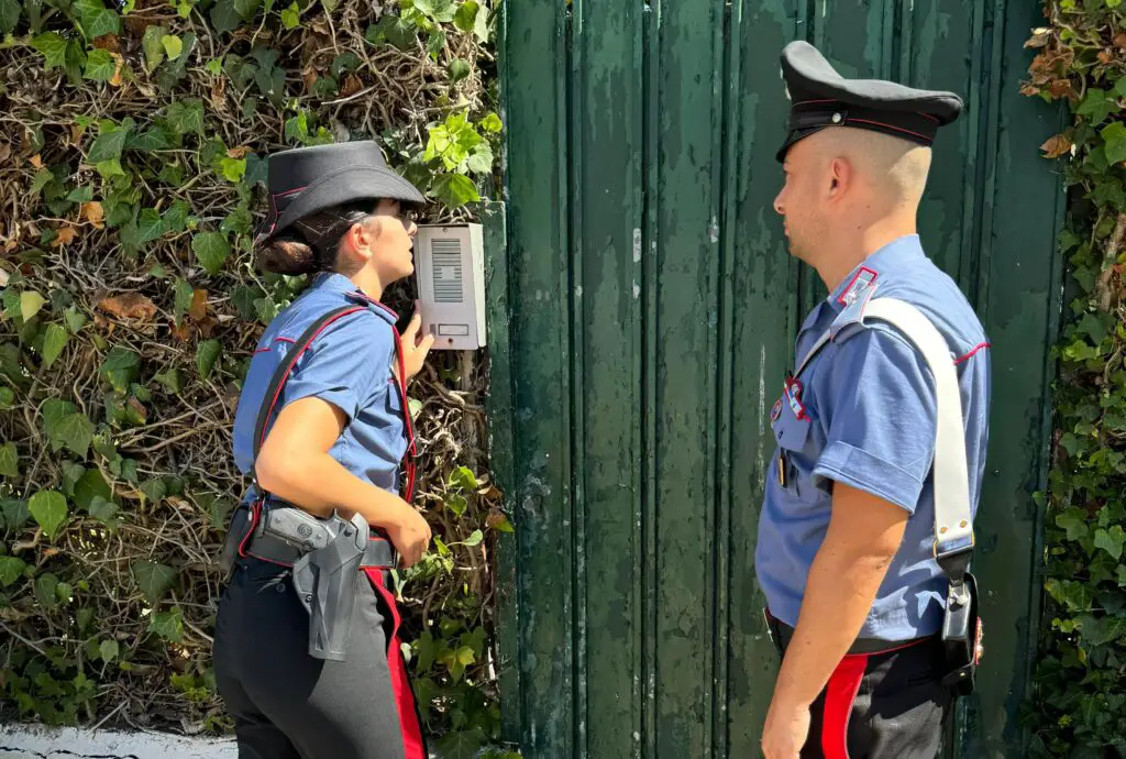 controlli straordinari carabinieri roma e provincia ‣ adn24 roma e provincia | controlli straordinari su b&b e sicurezza stradale: arresti, patenti ritirate e sanzioni